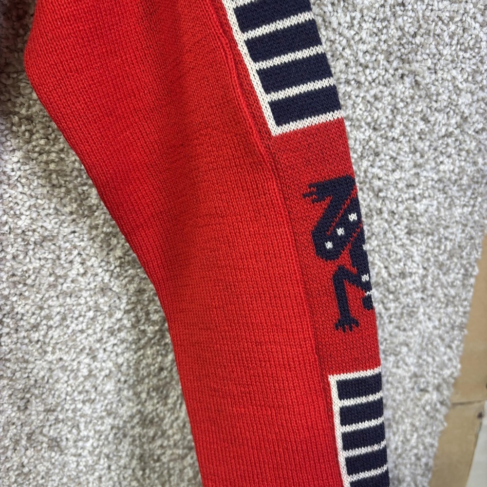 Demetre Sweater Mens Medium Red Wool Crewneck Knit Pullover Graphic Print - Picture 6 of 9